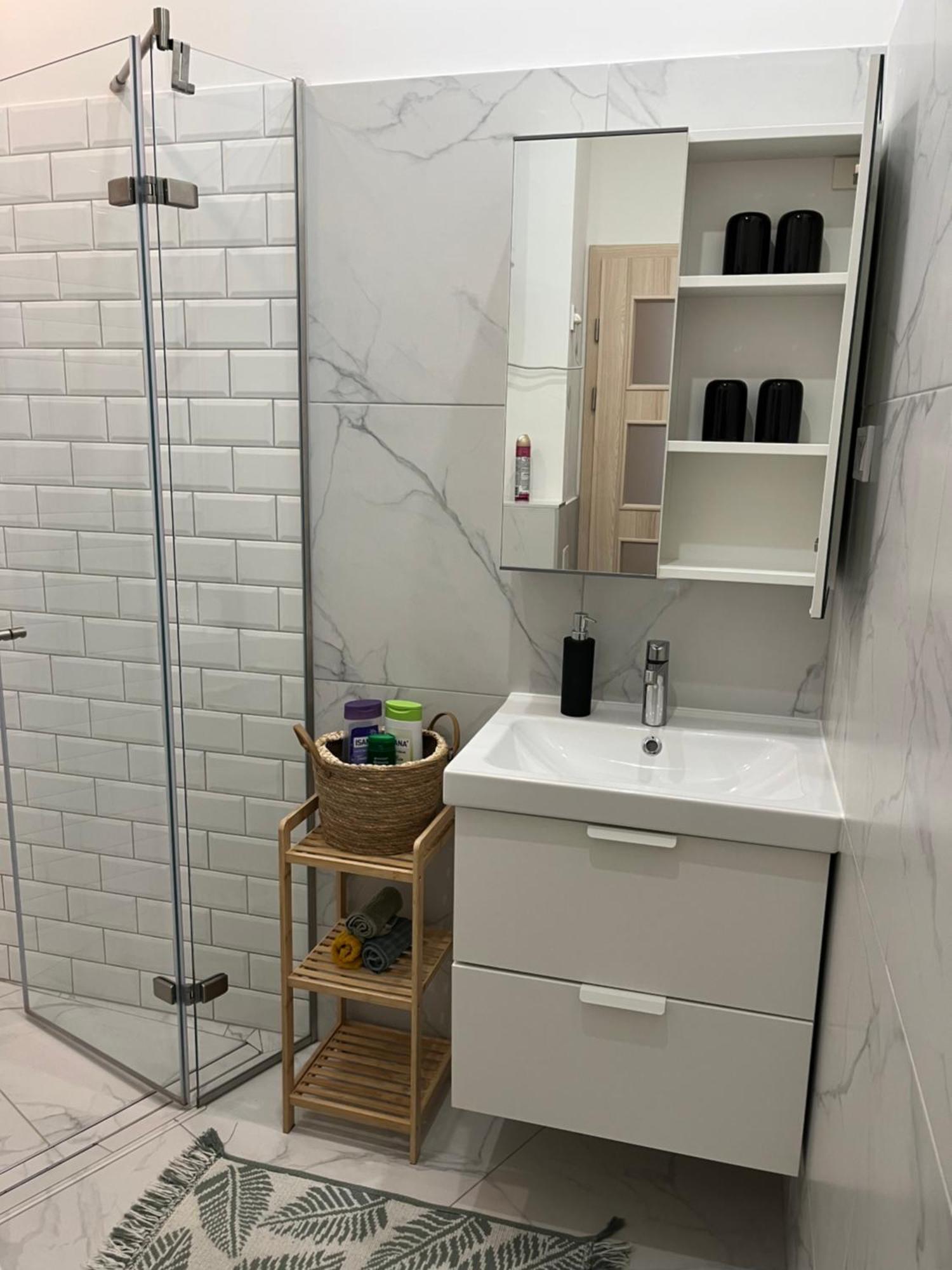 Larix Apartman Boedapest Buitenkant foto